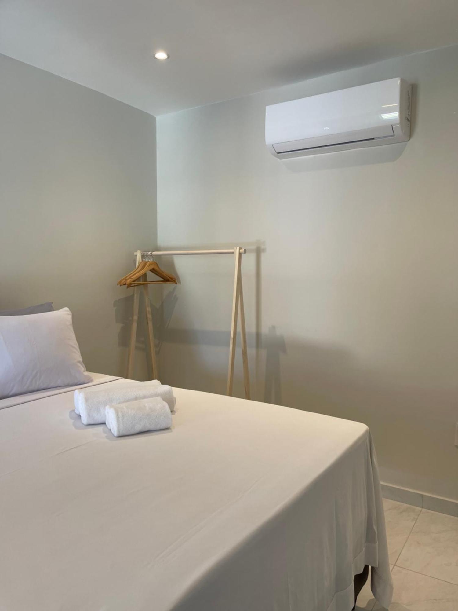 Charlotte House Hotell Canoa Quebrada Exteriör bild